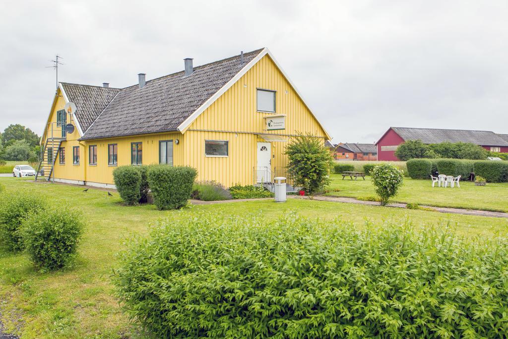 Bruksparkens Hostel ヴェッリンゲ自治体 エクステリア 写真